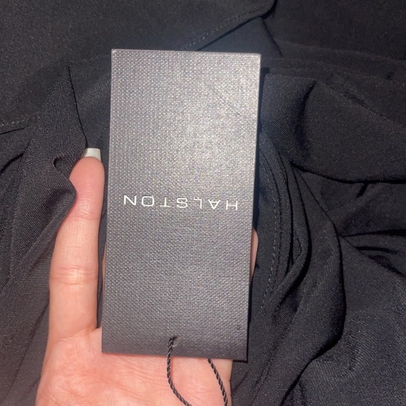 NEW‼️ Halston Heritage Jersey Gown - Picture 4 of 5